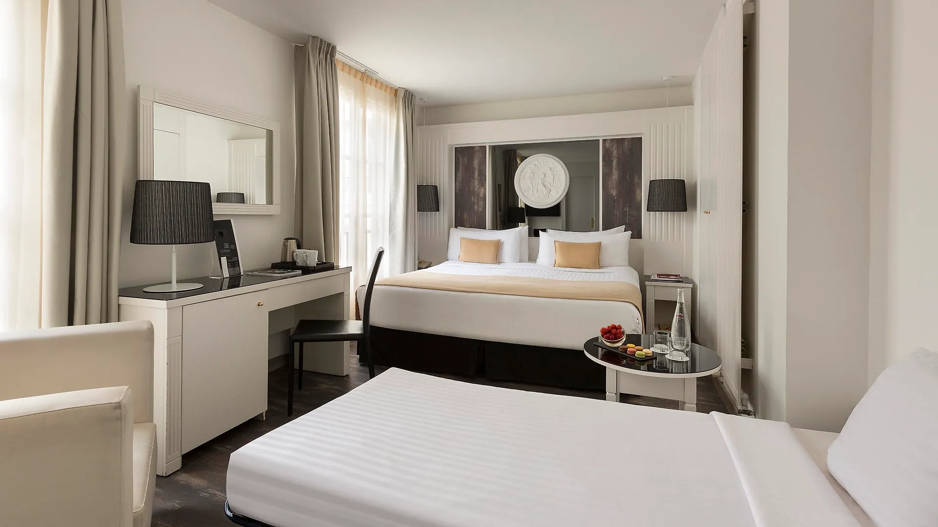 Opera Affiliated By Melia Hotel